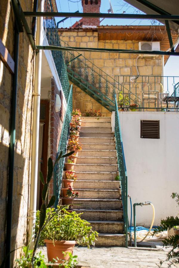 Begonville Pansiyon Side Exterior foto