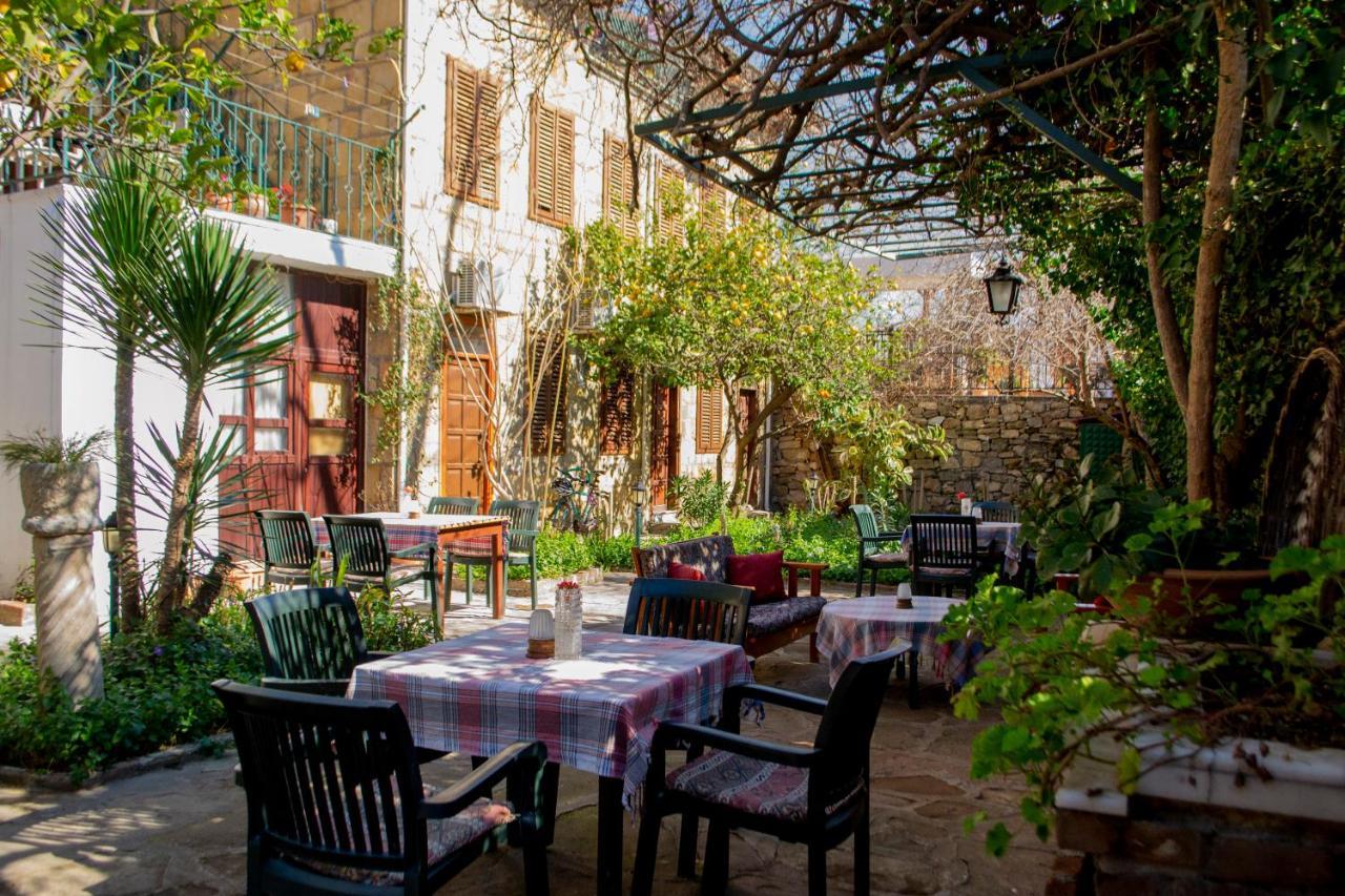 Begonville Pansiyon Side Exterior foto