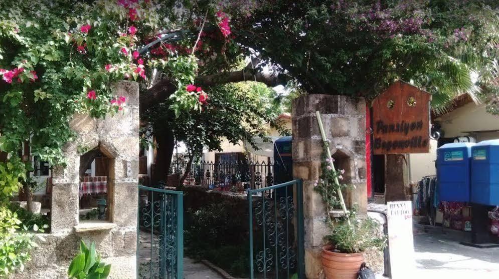 Begonville Pansiyon Side Exterior foto